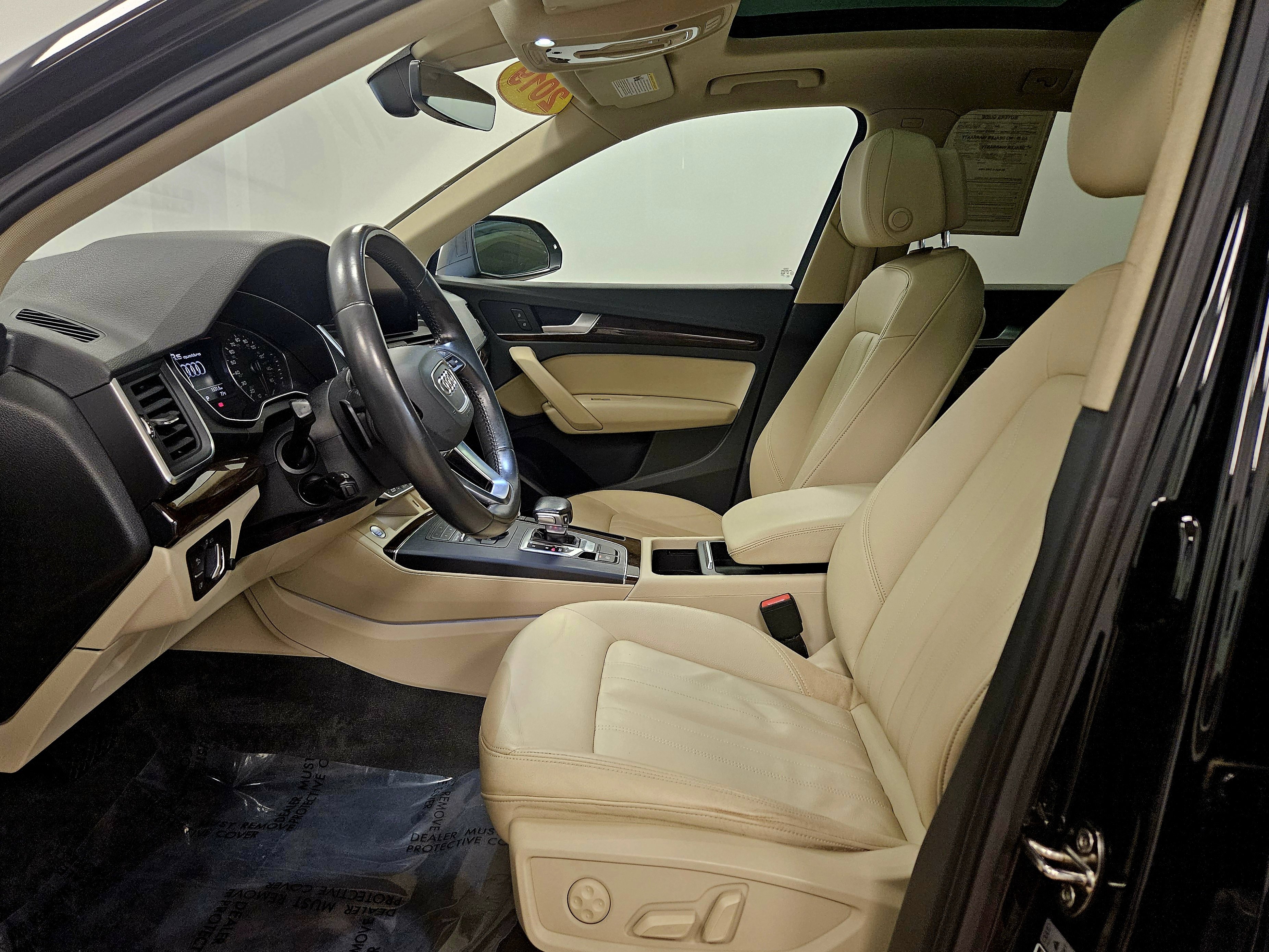 Used 2019 Audi Q5 2.0T Premium w/ Convenience Package AWD/4WD image 7