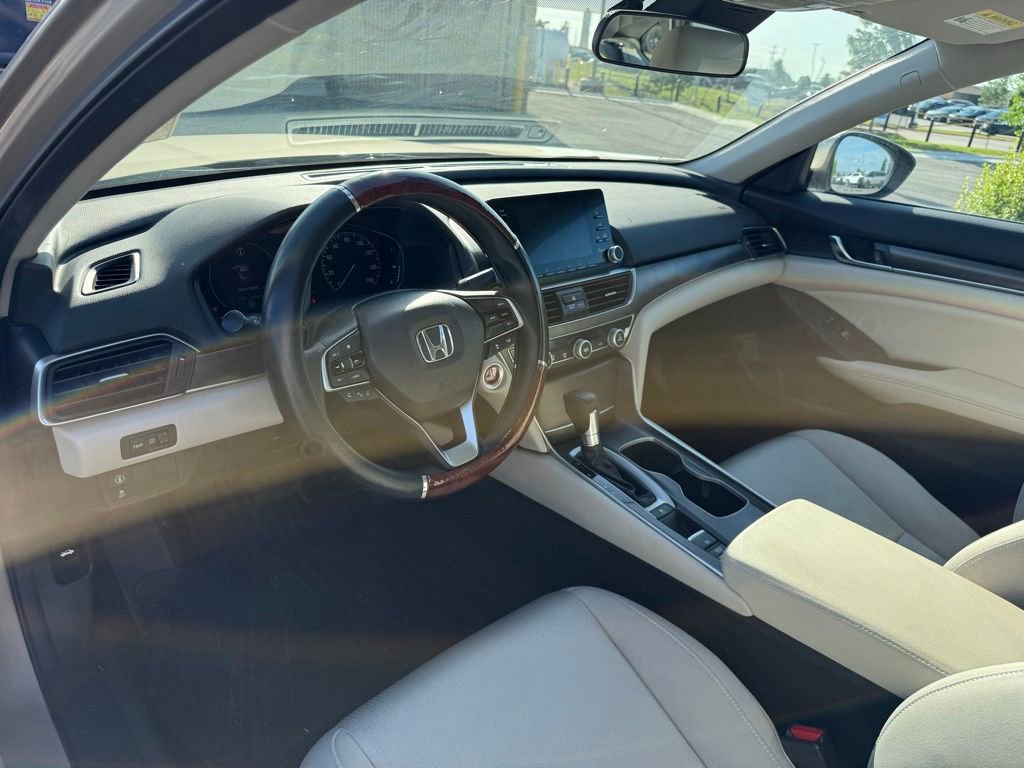 Used 2019 Honda Accord LX image 7