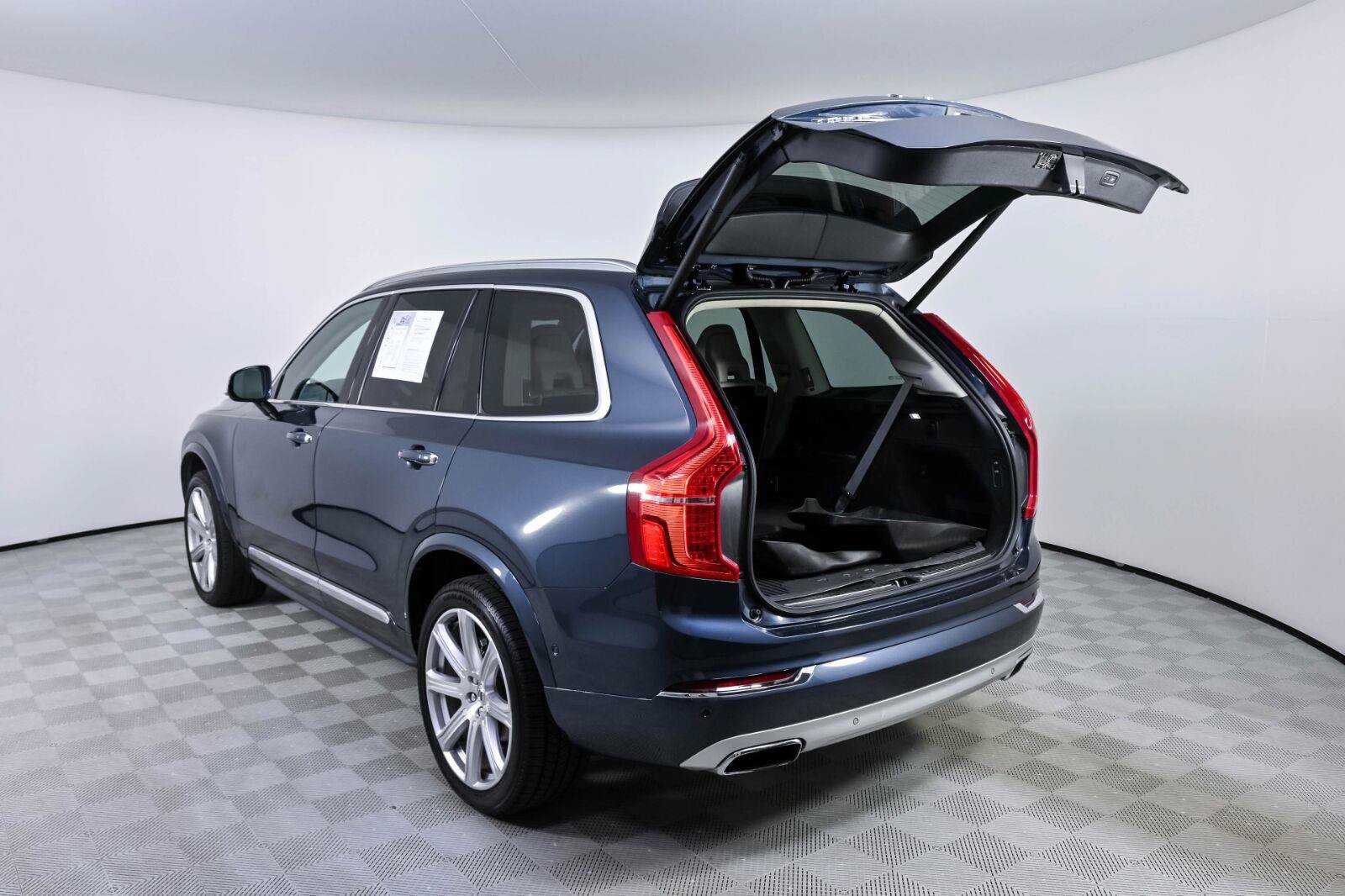 Used 2019 Volvo XC90 T6 Inscription w/ Luxury Package AWD/4WD image 32