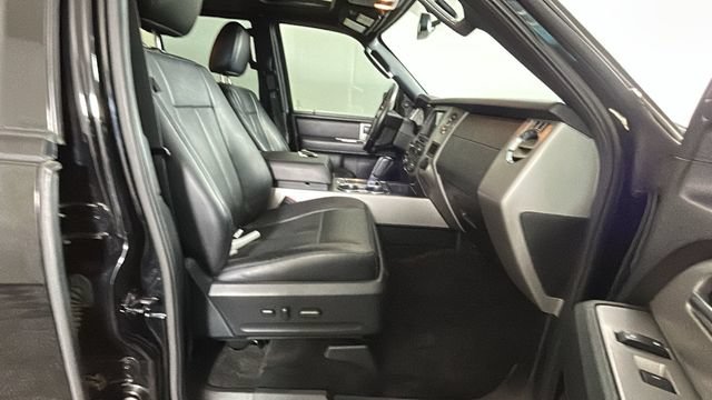 Used 2017 Ford Expedition EL Limited w/ Equipment Group 301A AWD/4WD image 31