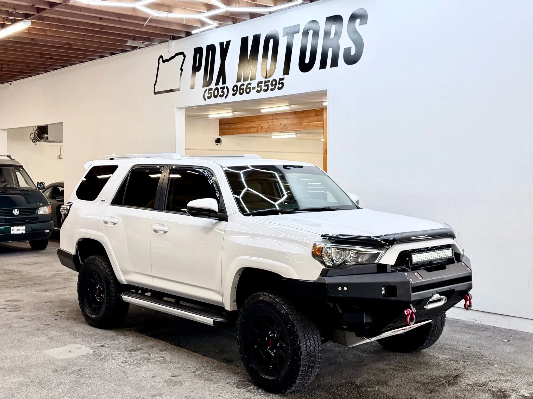 Used 2015 Toyota 4Runner SR5 image 1