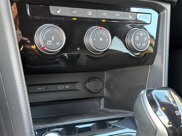 Certified 2023 Volkswagen Taos SE image 41