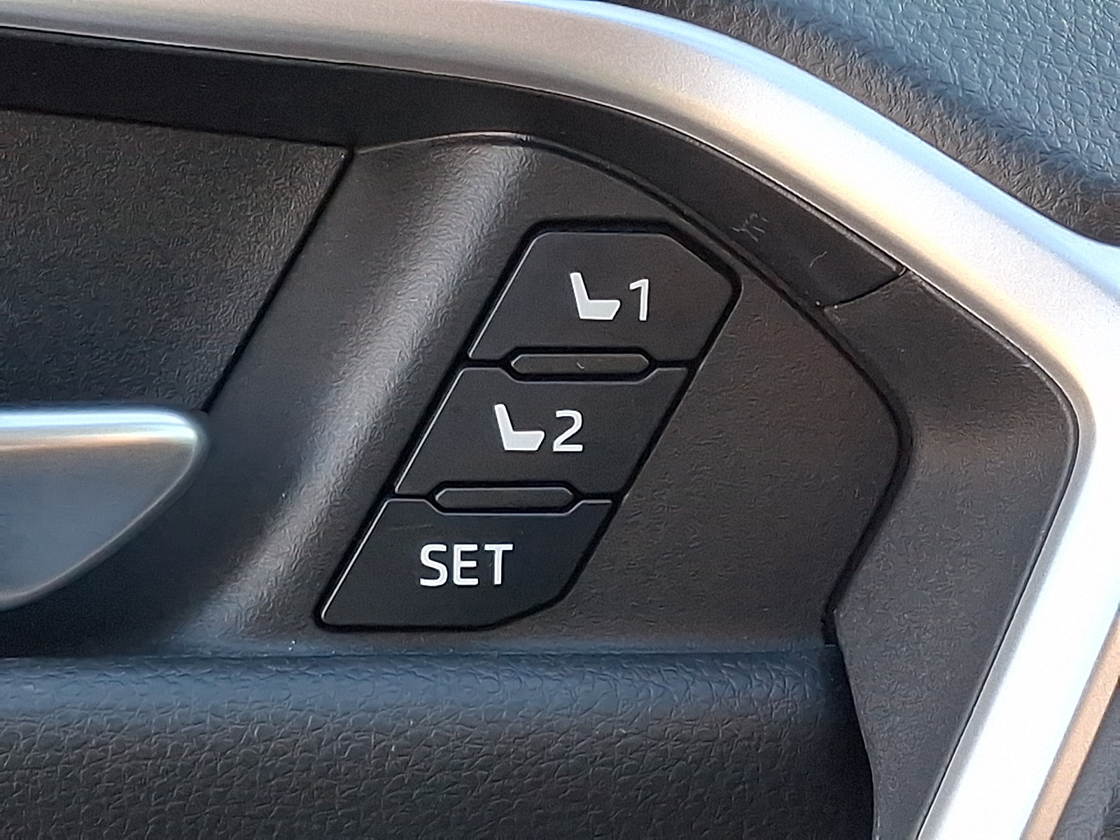 Certified 2024 Toyota RAV4 Limited w/ Weather Package AWD/4WD image 28