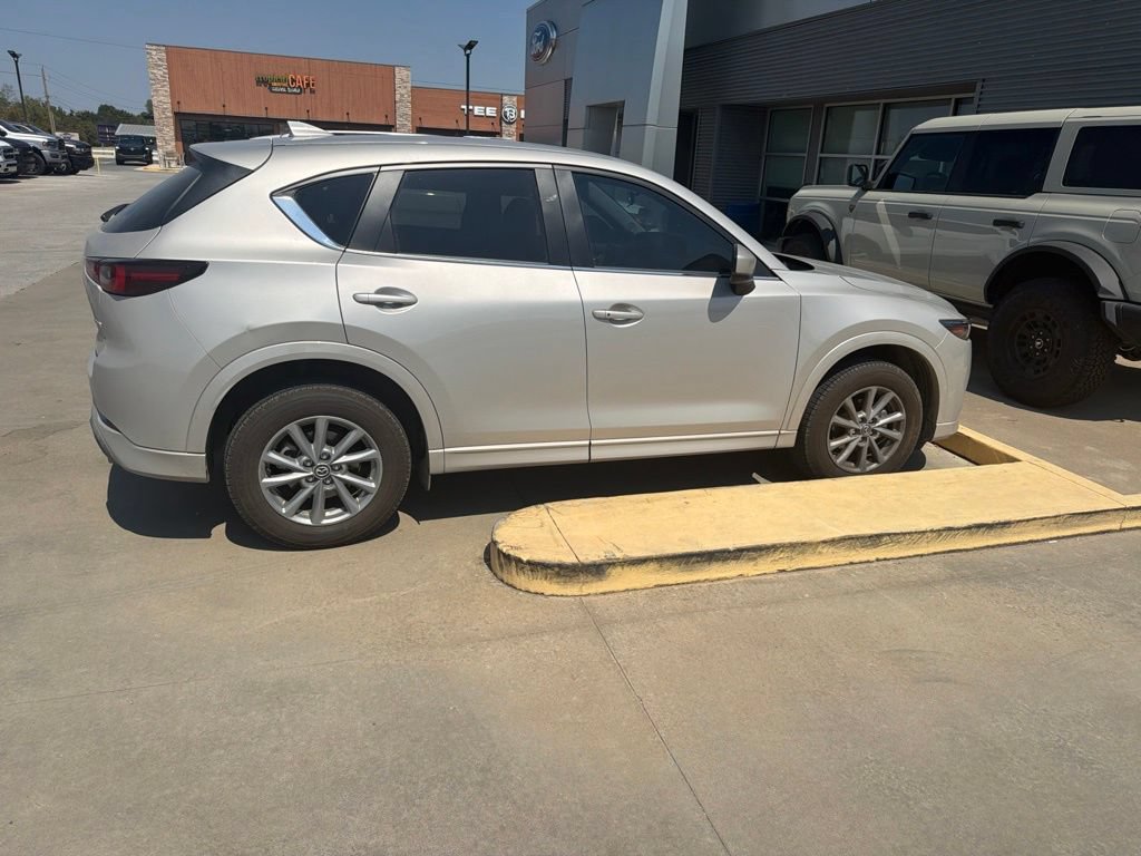 Used 2025 MAZDA CX-5 AWD 2.5 S w/ Select Package image 3