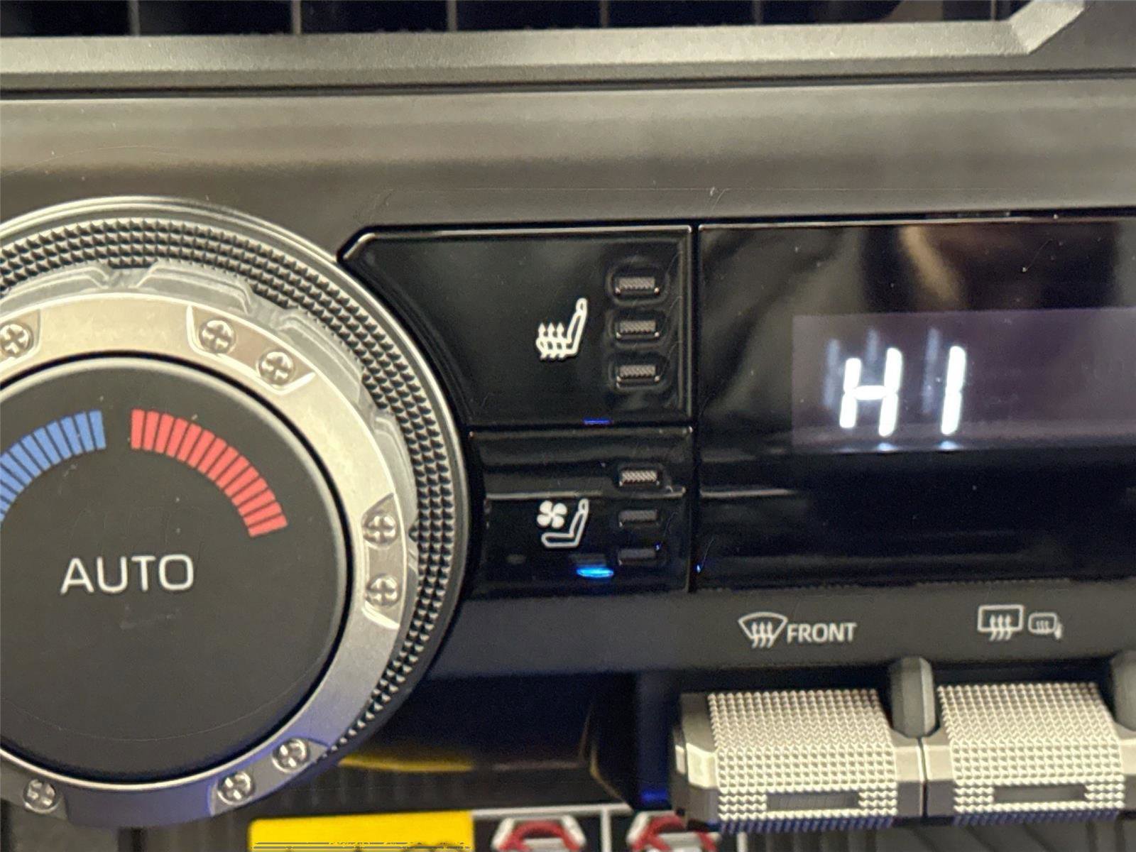 Certified 2026 Toyota 4Runner TRD Off-Road Premium image 8