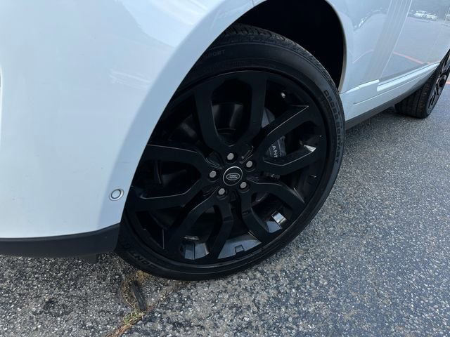 Used 2020 Land Rover Range Rover HSE image 10