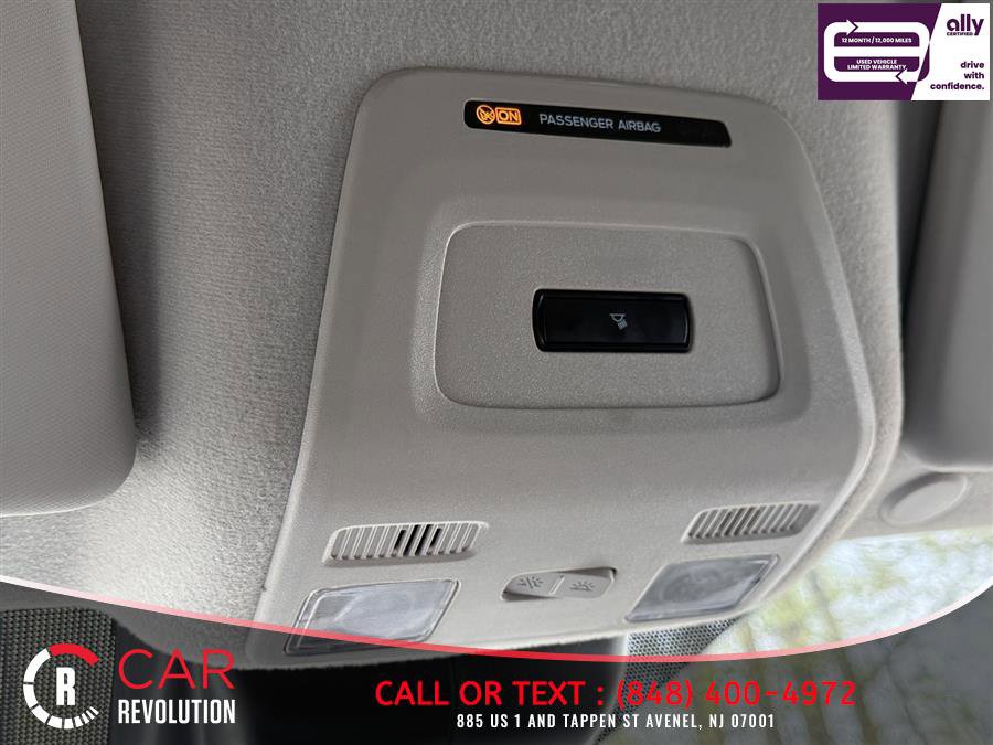 Used 2025 Ford Transit 250 148 Medium Roof RWD image 18