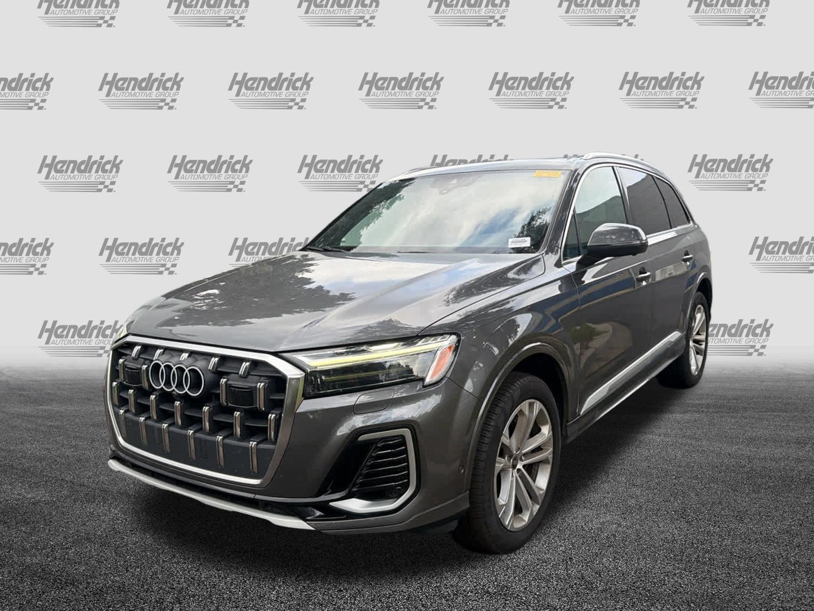 Used 2025 Audi Q7 3.0T Premium Plus AWD/4WD image 7