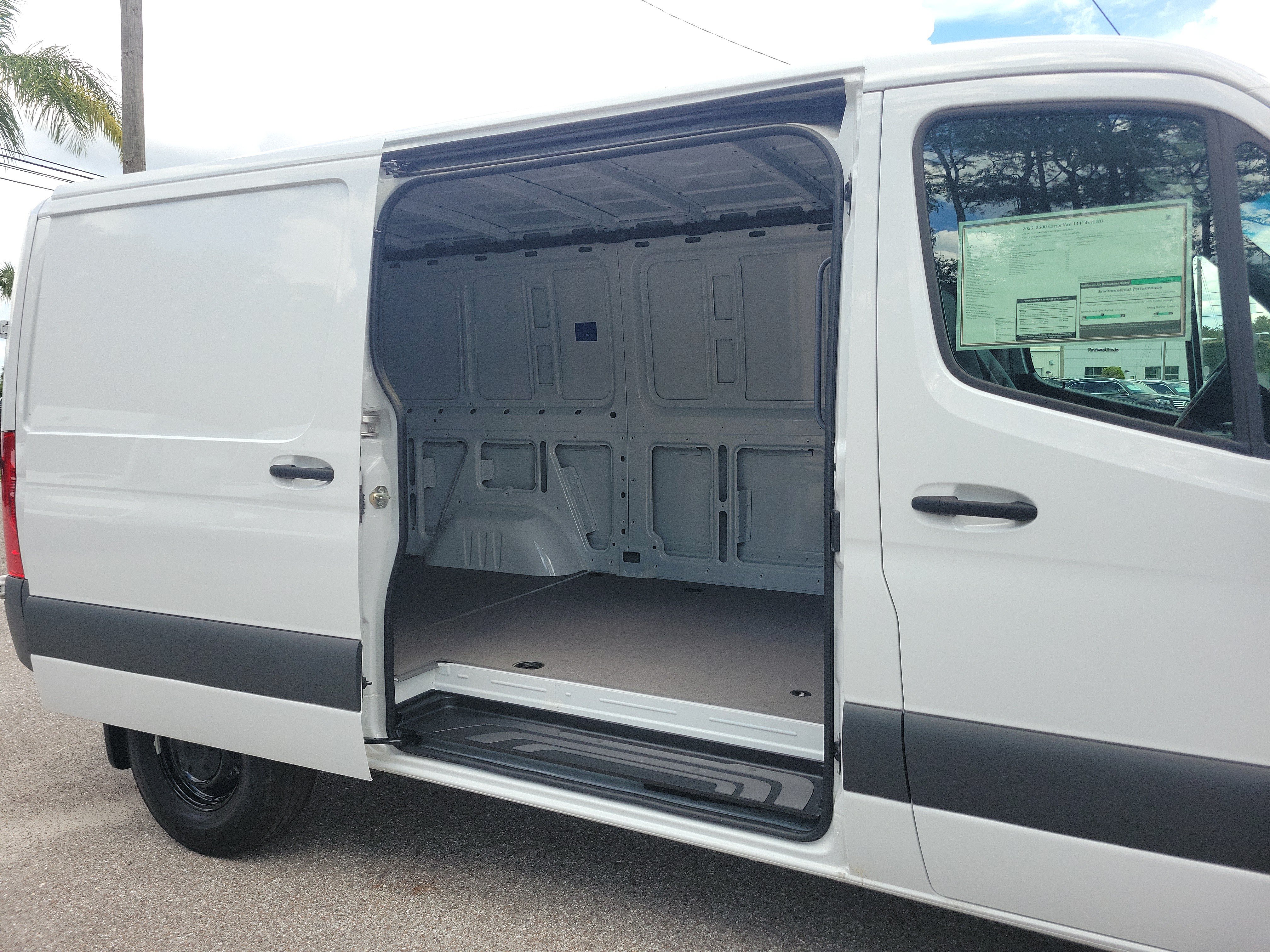 New 2025 Mercedes-Benz Sprinter 2500 image 13