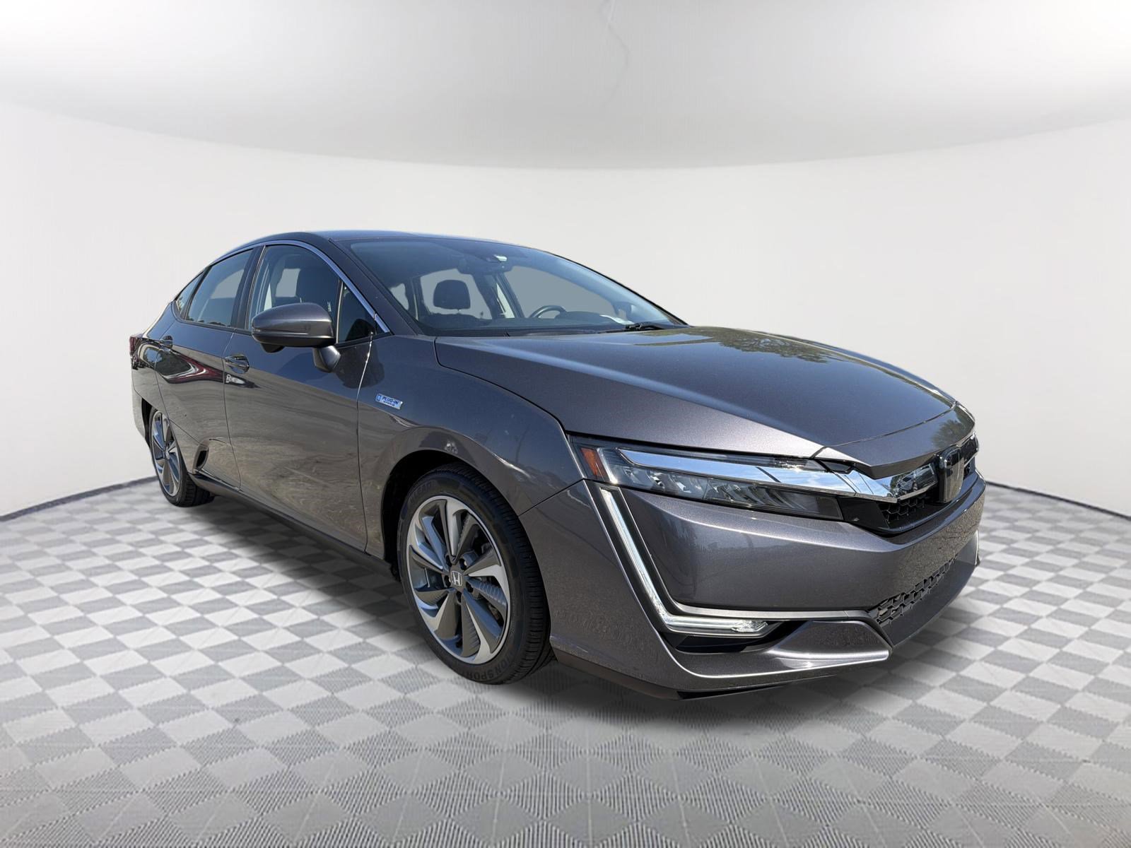 Used 2018 Honda Clarity Touring image 3