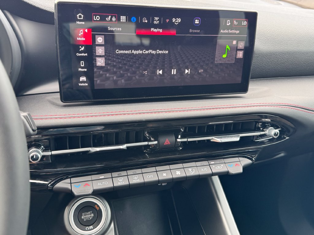 New 2025 Dodge Hornet GT w/ Tech Pack AWD/4WD image 19