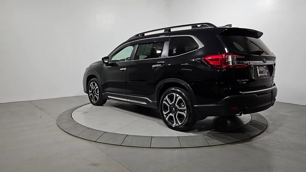 Used 2024 Subaru Ascent Touring image 3