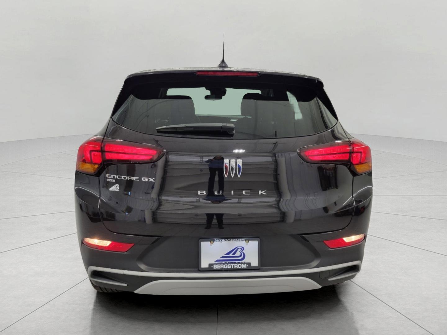 Used 2025 Buick Encore GX Preferred image 24