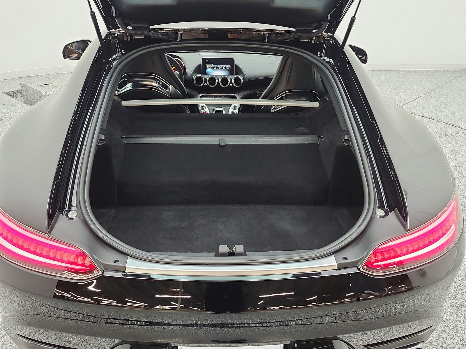 Used 2016 Mercedes-Benz AMG GT S image 15