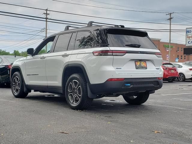 Used 2022 Jeep Grand Cherokee Trailhawk AWD/4WD image 7