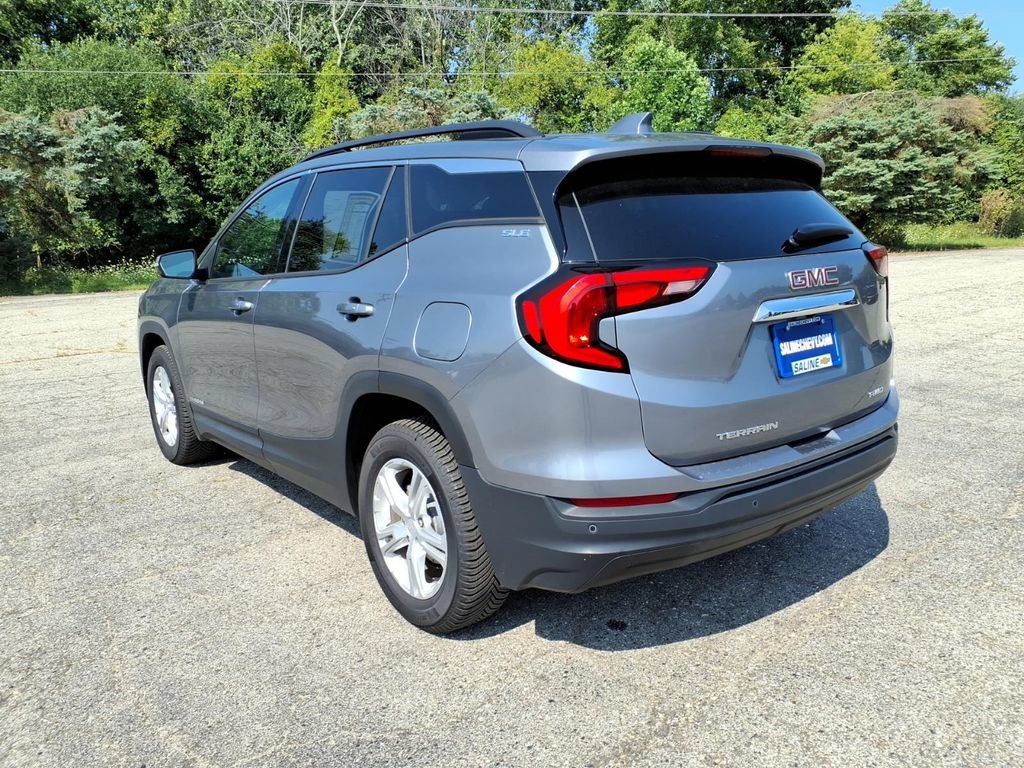 Used 2020 GMC Terrain SLE w/ Driver Convenience Package AWD/4WD image 5