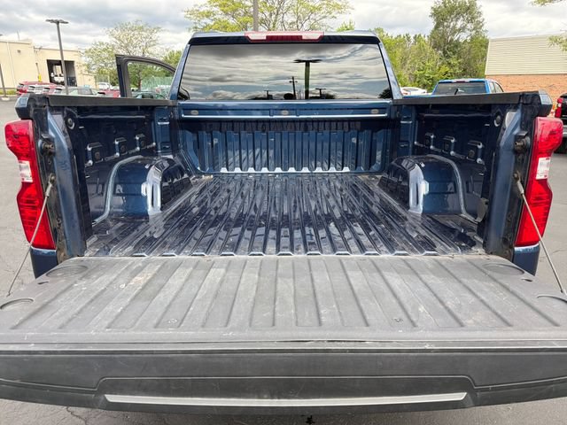 Used 2023 Chevrolet Silverado 1500 LT AWD/4WD image 21