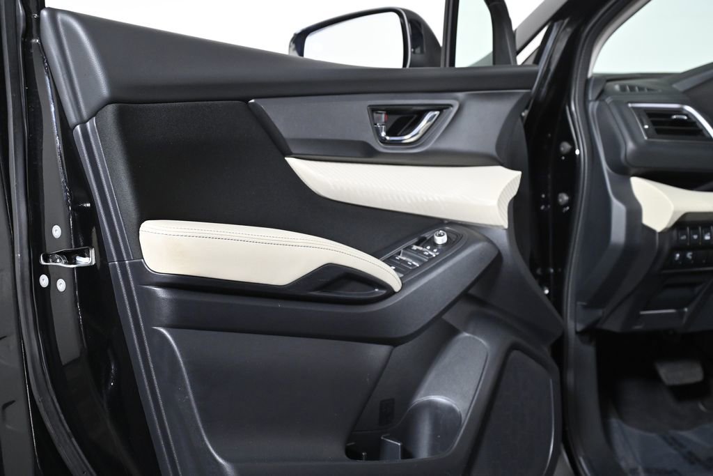 Used 2022 Subaru Ascent Premium w/ Convenience Package image 23