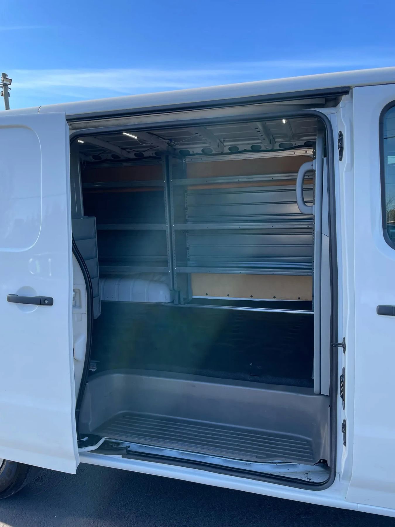 Used 2018 Nissan NV 1500 SV image 22