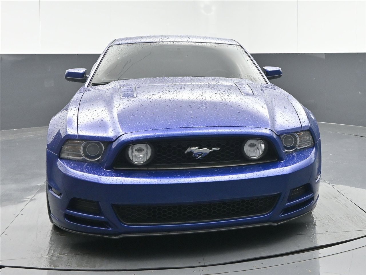 Used 2014 Ford Mustang GT Premium image 2