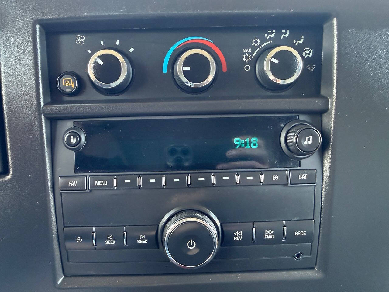Used 2021 Chevrolet Express 2500 RWD image 28