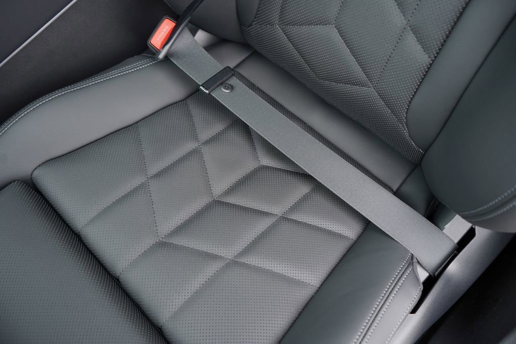 Used 2026 BMW i5 eDrive40 image 12