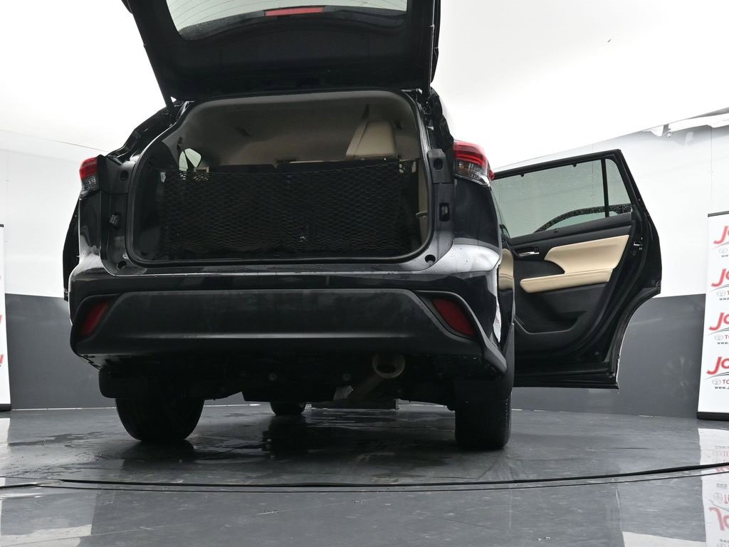 Used 2023 Toyota Highlander XLE image 51