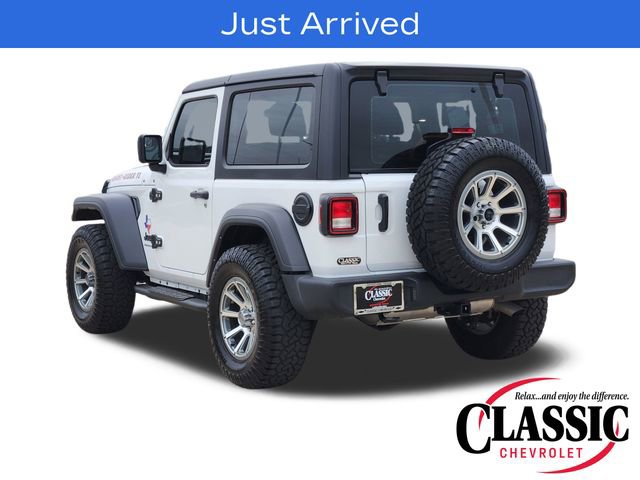 Used 2025 Jeep Wrangler Sport AWD/4WD image 4