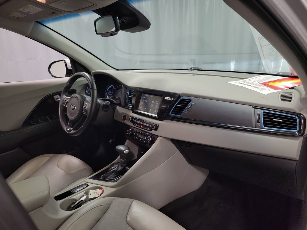Used 2019 Kia Niro EX FWD image 29