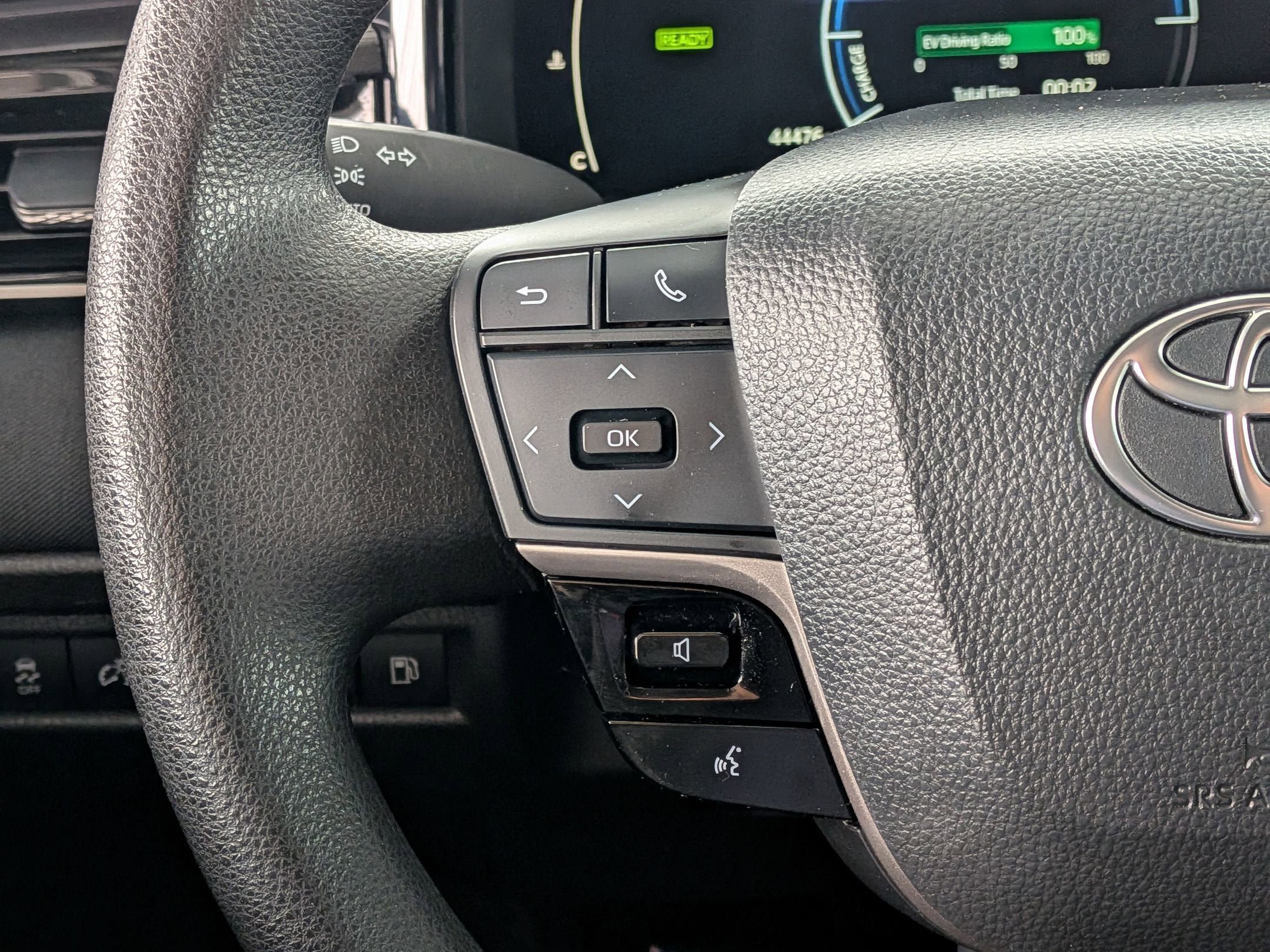 Certified 2025 Toyota Camry LE FWD image 15