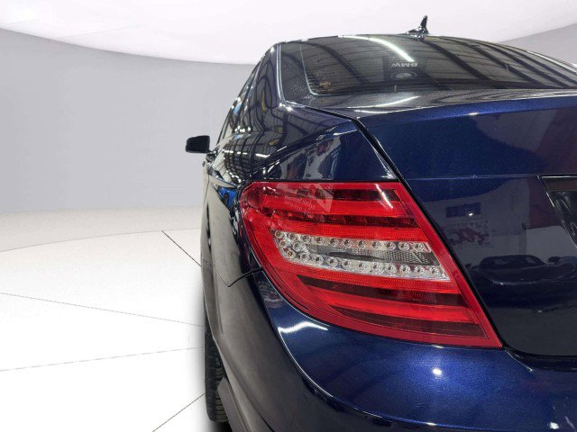 Used 2014 Mercedes-Benz C 300 Sport image 11