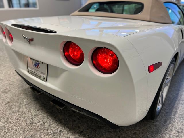 Used 2006 Chevrolet Corvette Convertible w/ Preferred Equipment Group image 46