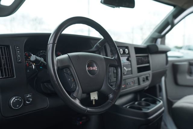 Used 2021 GMC Savana 3500 w/ Driver Convenience Package image 22