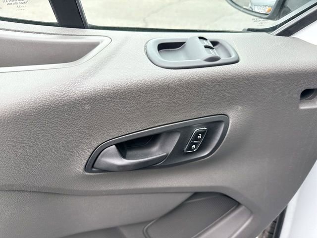 Used 2023 Ford Transit 350 XLT image 10