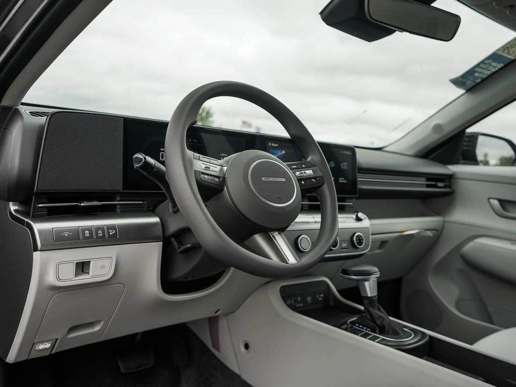 New 2026 Hyundai Kona SE AWD/4WD image 17