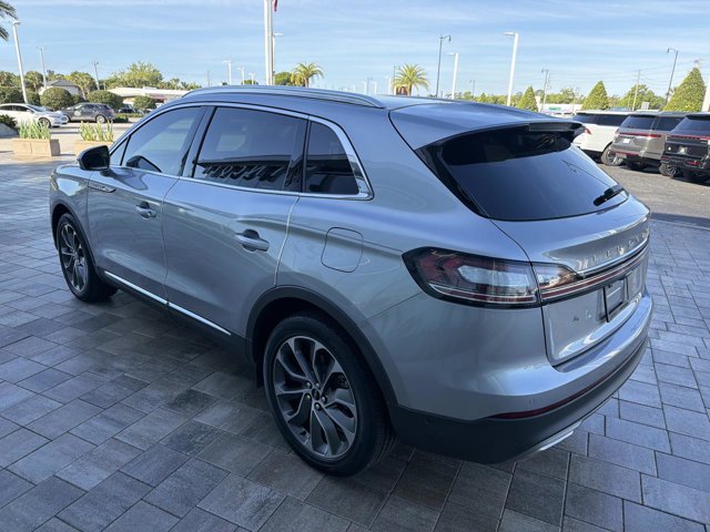 Used 2022 Lincoln Nautilus Reserve w/ Equipment Group 201A image 4