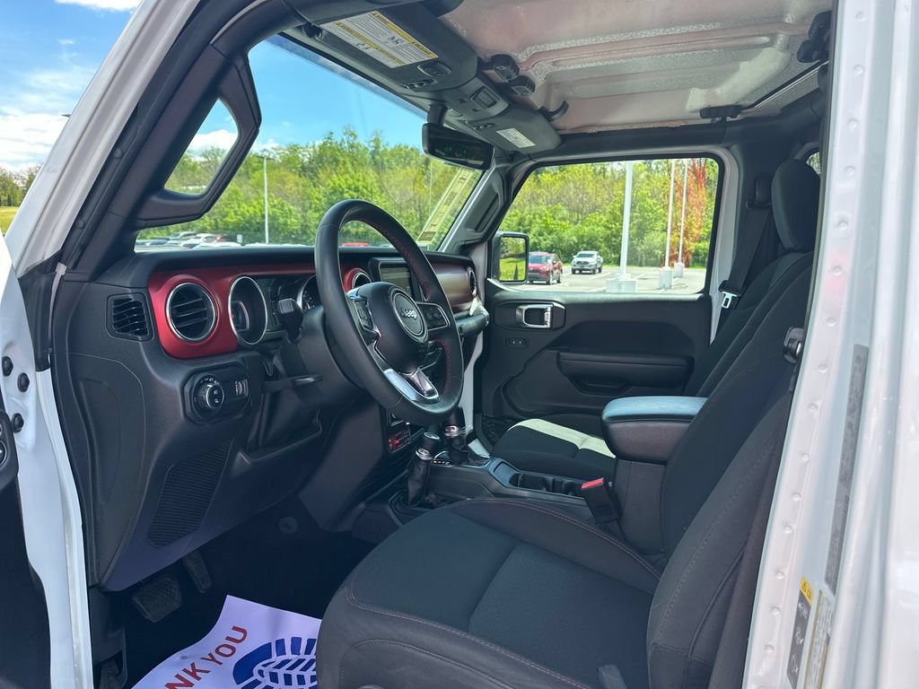 Used 2023 Jeep Gladiator Rubicon AWD/4WD image 9