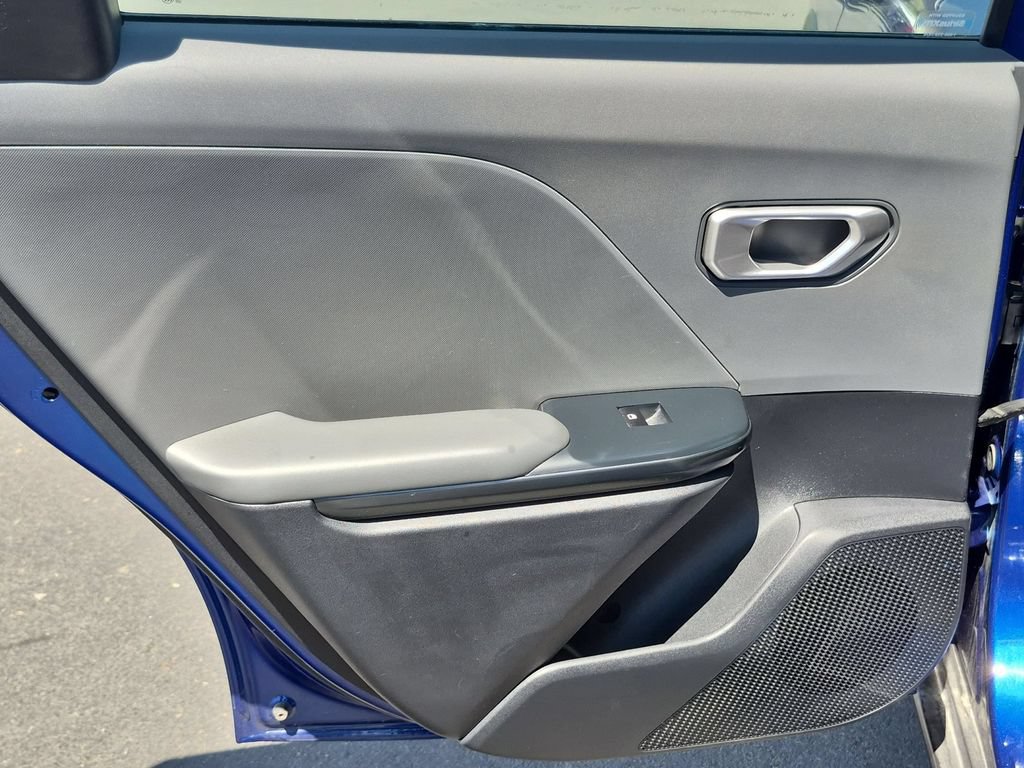 Used 2025 Kia K4 FWD image 27