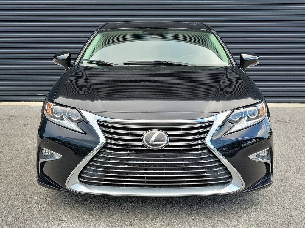 Used 2018 Lexus ES 350 w/ Luxury Package w/Wood Trim FWD image 10