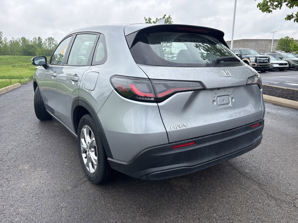 Used 2023 Honda HR-V LX image 8