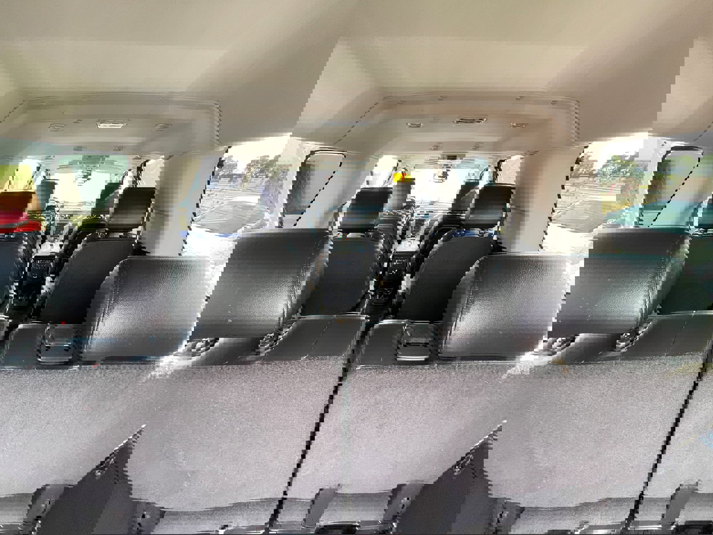 Used 2008 Chevrolet Suburban LT image 27