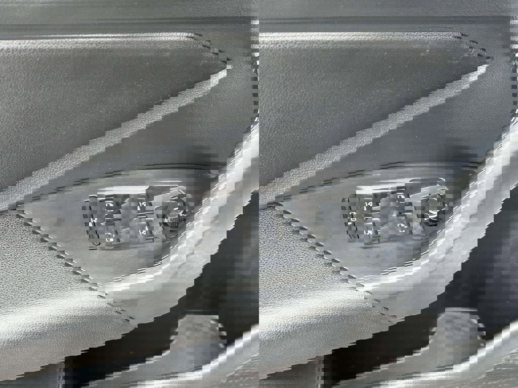 Used 2019 Volkswagen Jetta R-Line image 16