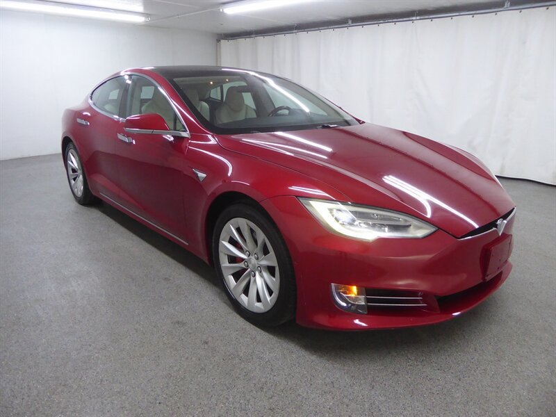 Used 2019 Tesla Model S 100D AWD/4WD image 1