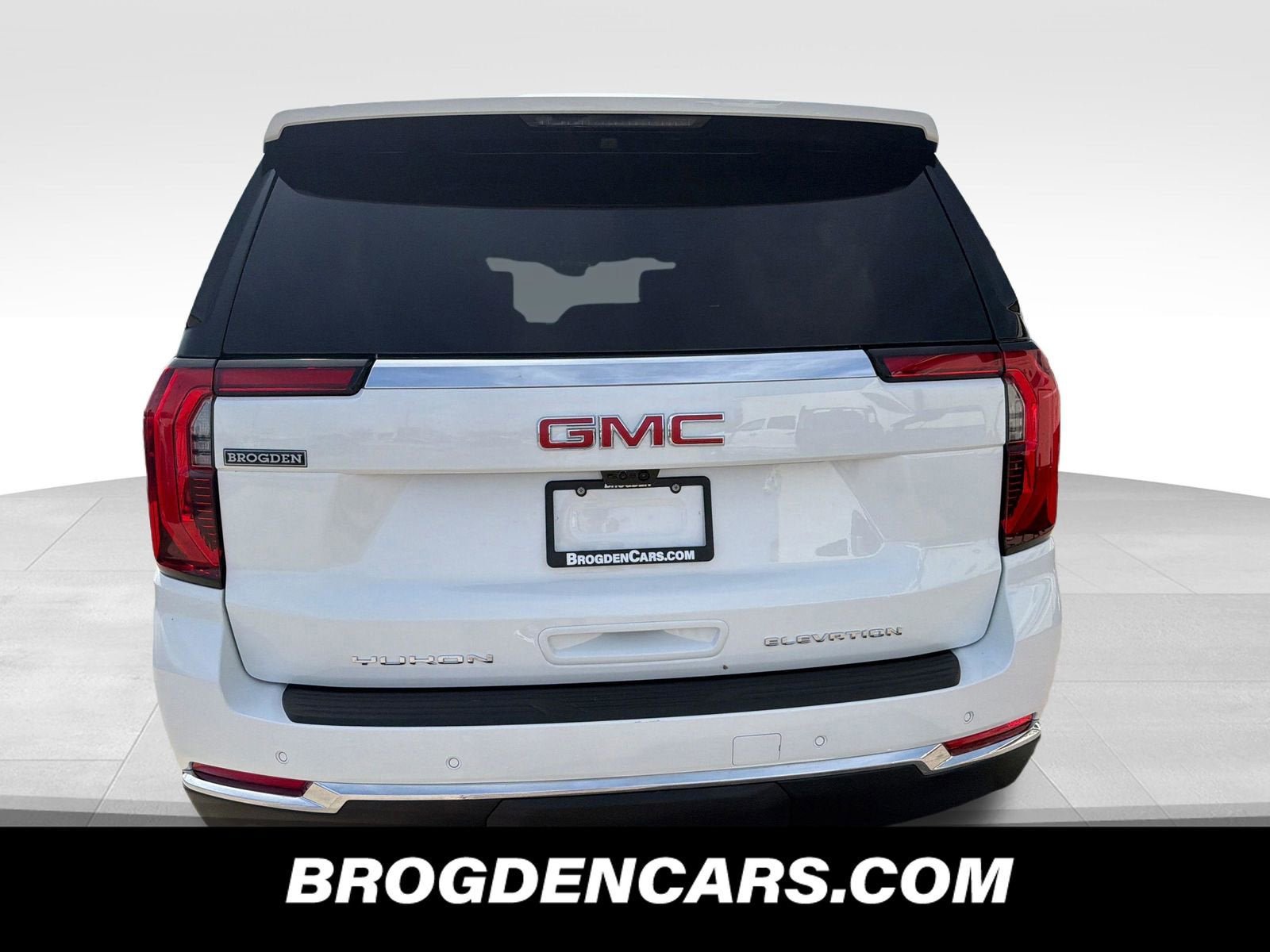 New 2026 GMC Yukon XL Elevation w/ Elevation Premium Package AWD/4WD image 7