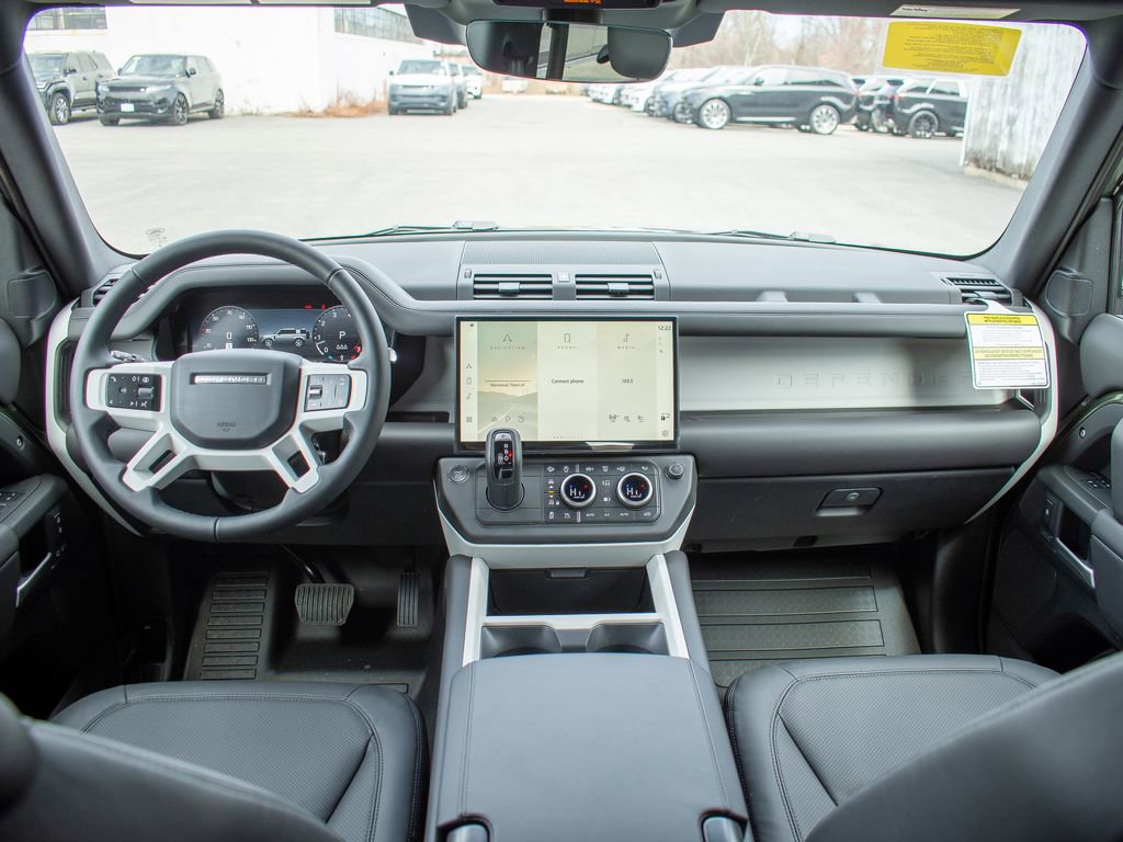 New 2026 Land Rover Defender 110 X-Dynamic SE image 17