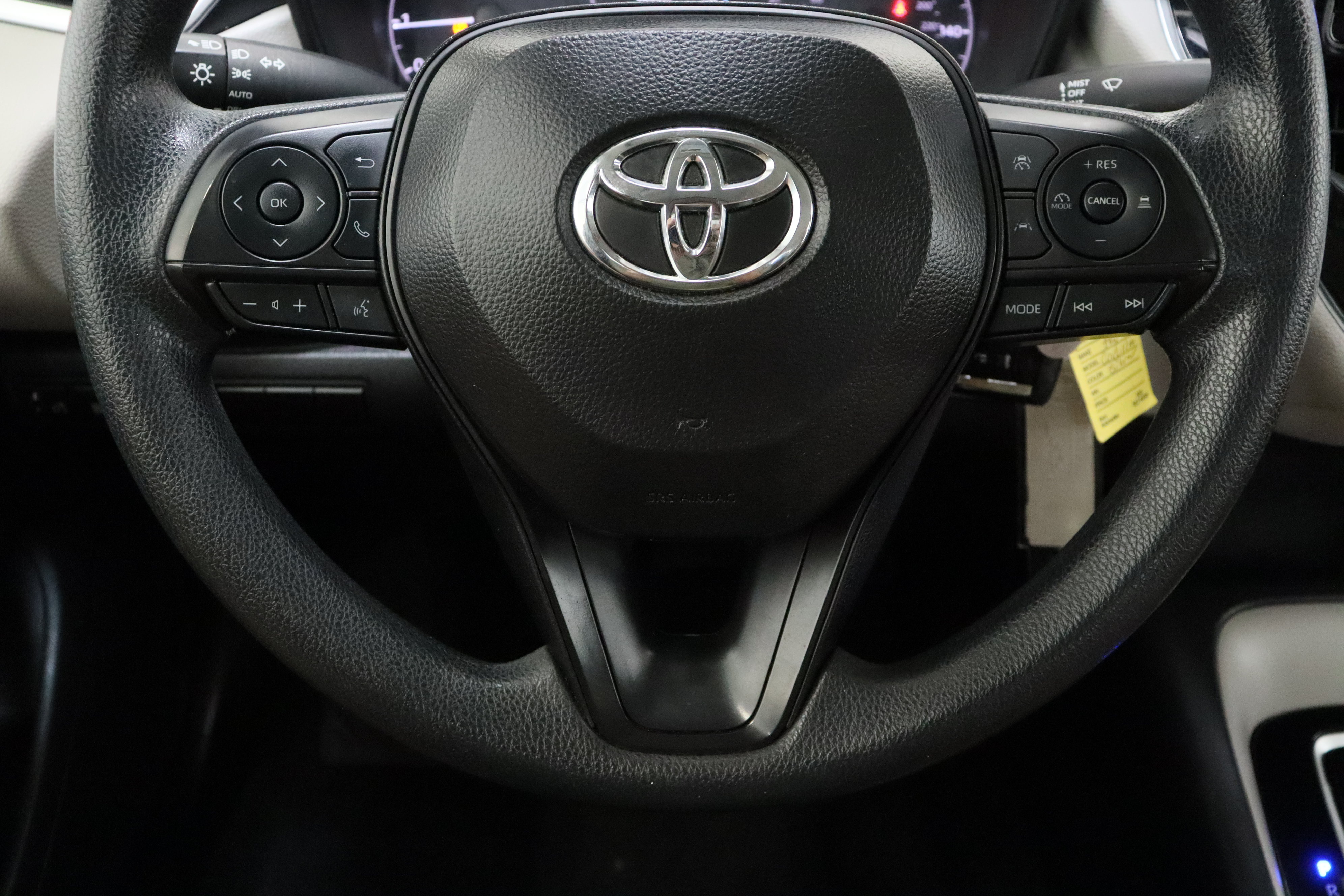Used 2024 Toyota Corolla LE FWD image 21