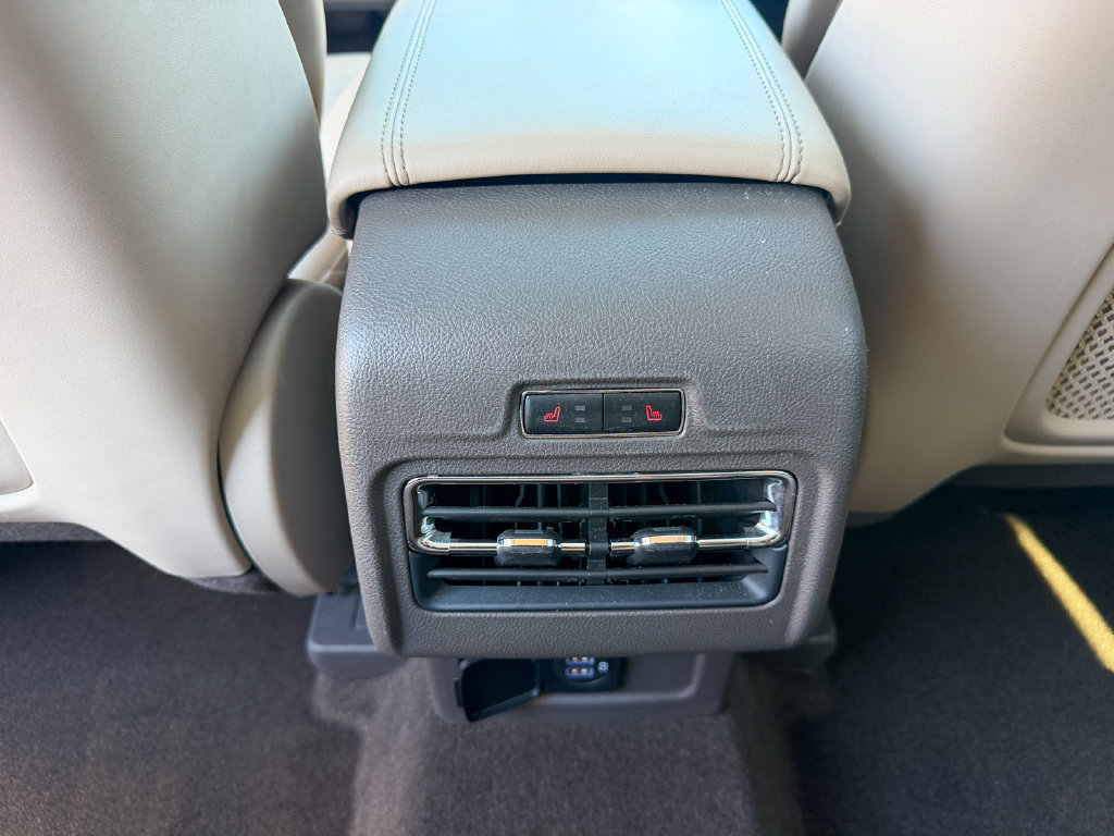 Used 2021 Lincoln Corsair FWD w/ Premium Package image 27