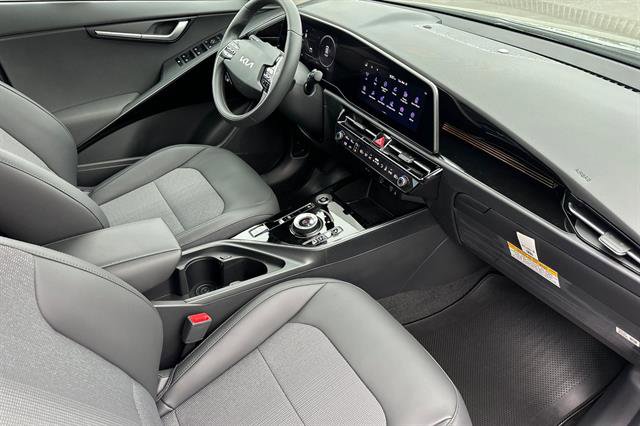 New 2026 Kia Niro Wind FWD image 17