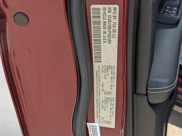 Used 2023 Jeep Grand Cherokee 4WD 4xe image 26