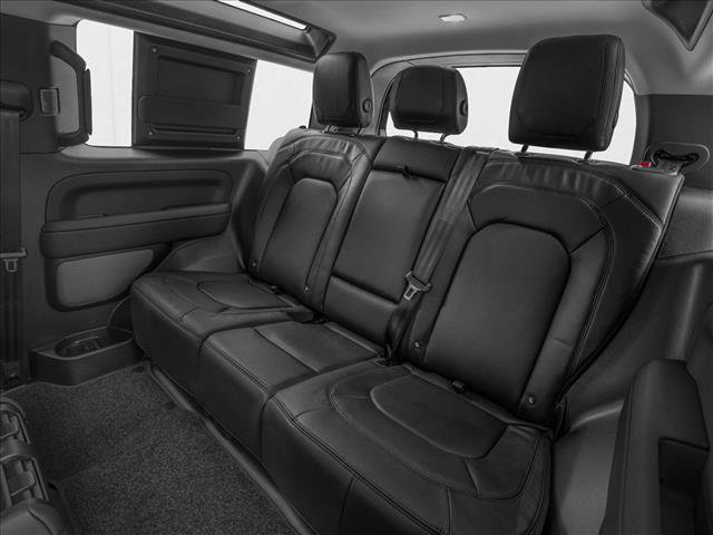 New 2024 Land Rover Defender 90 S image 9